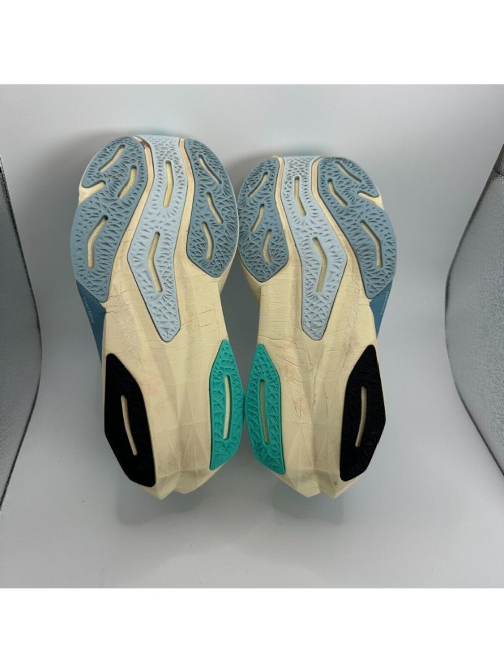 New Balance Fuelcell Rebel v4 Shoes Womens Size 9 Blue Running Cushioned - Picture 9 of 10